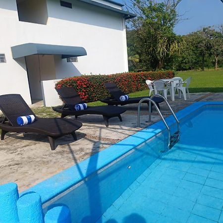 Hotel Los Leones Palenque Exterior foto